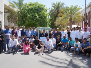 طلبة هندسة بوليتكنك البحرين يبتكرون أول سيارة كهربائية تعمل بالطاقة الشمسية