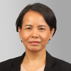 ليا أ. كاتابانغ